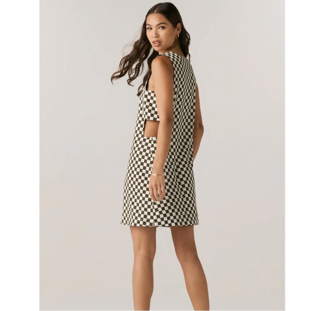 Vetta Reversible Checkered Cut Out Jumper Dress